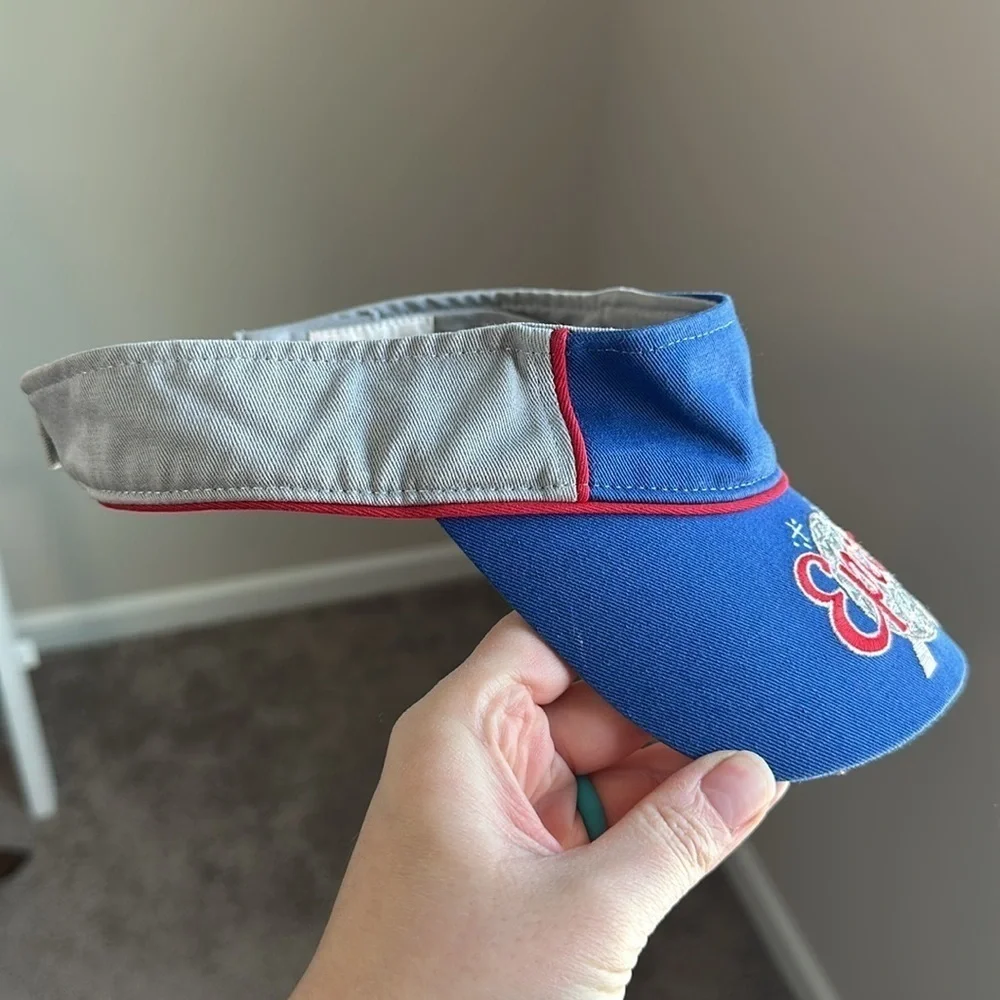Vintage Walt Disney World Kids Epcot Sun Visor OSFM in Fair Used Conditon